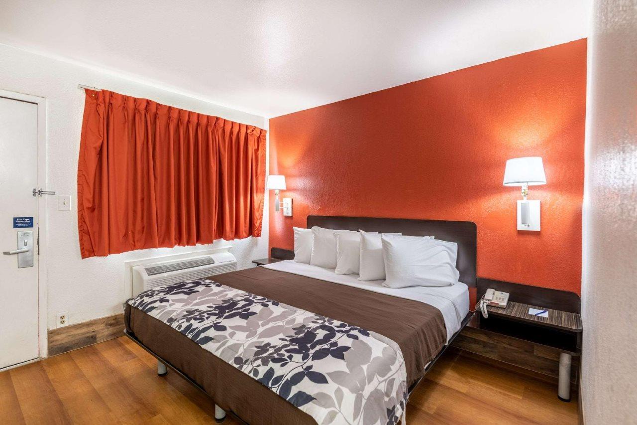 Rodeway Hotel Pecos